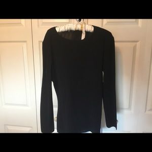 Black thin well made sweater medium woman’s